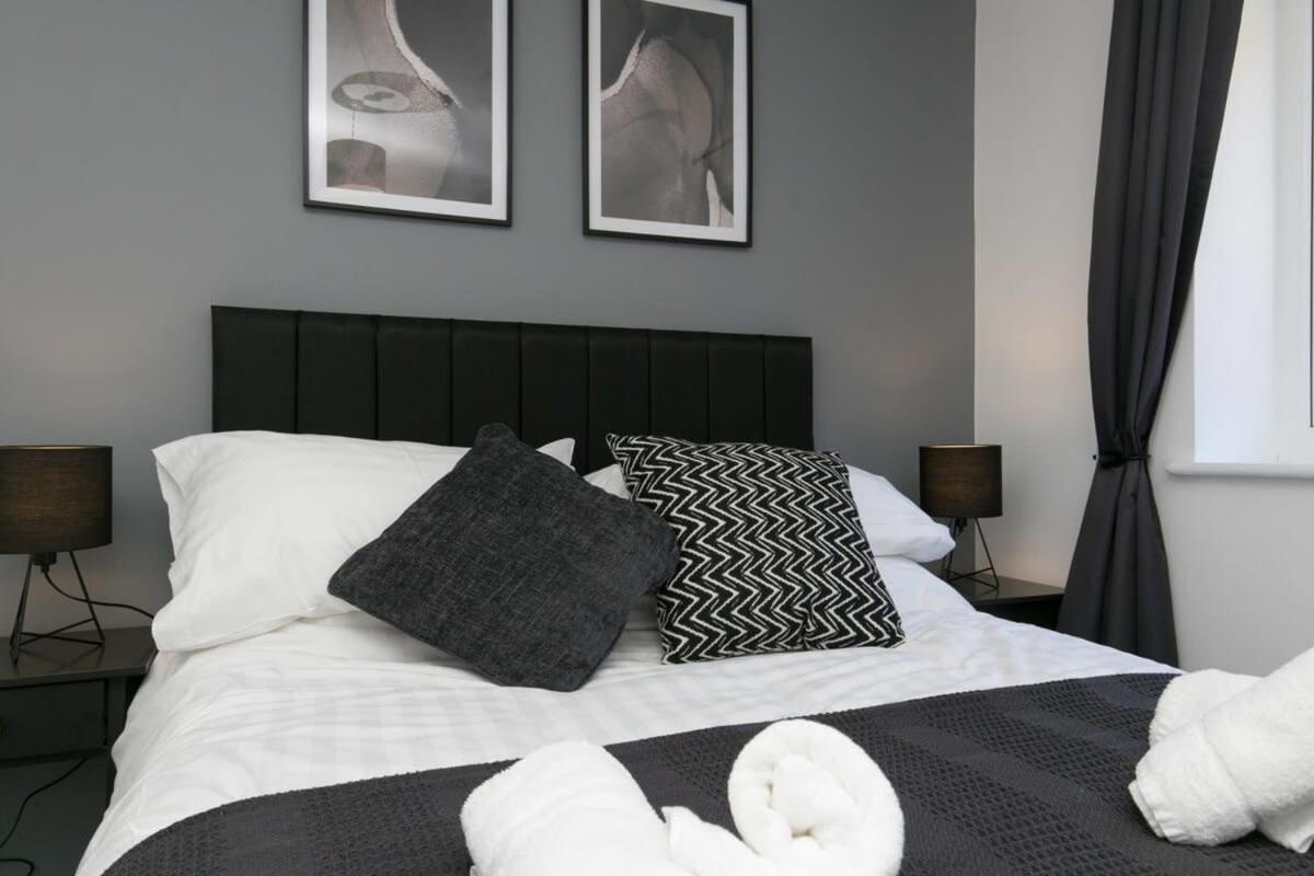 Stunning 2 Bedroom Apartment In Wallasey Exterior foto